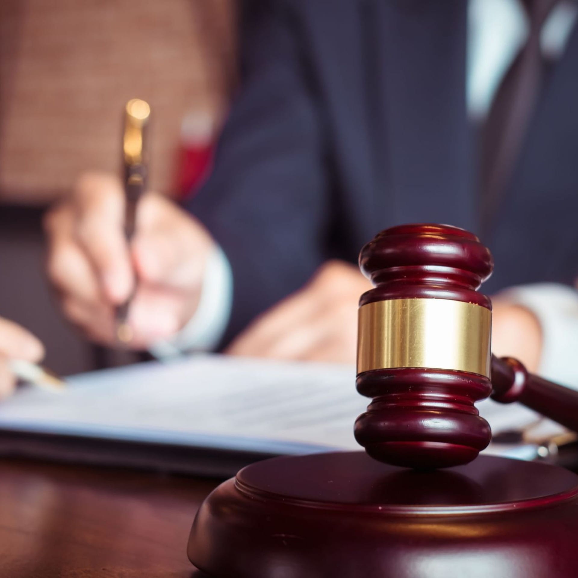 Litigasi & Pendampingan Peradilan
