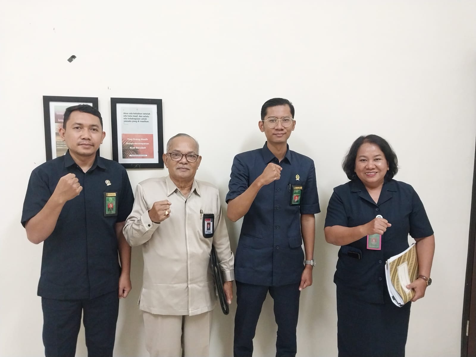 Bersama Panitera dan Hakim dlm Acara Tes Posbakum PN Kuala Kurun